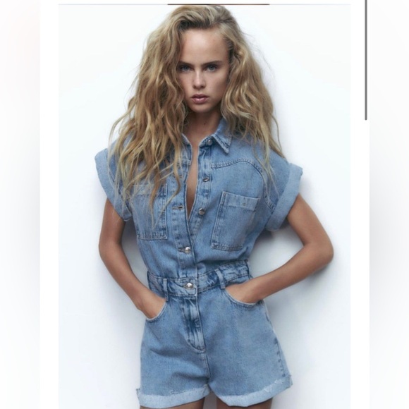Zara DENIM Shorts Playsuit Cuffed sleeve JUMPSUIT Small - Picture 1 of 10